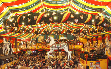 Grosse Wiesnzelte - Tischreservierung im Bierzelt - Festhallen auf dem Oktoberfest München